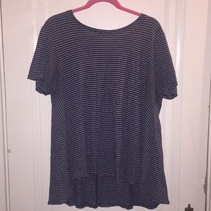 Old Navy stripped navy blue T-shirt size large
